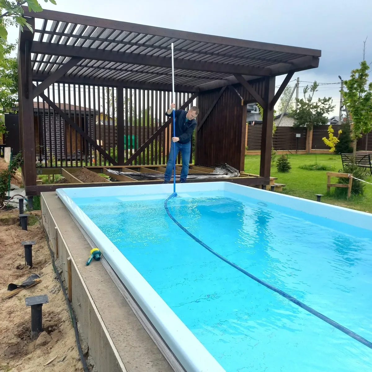 Копинговый бордюрный камень для бассейна Laguna в Красноярске