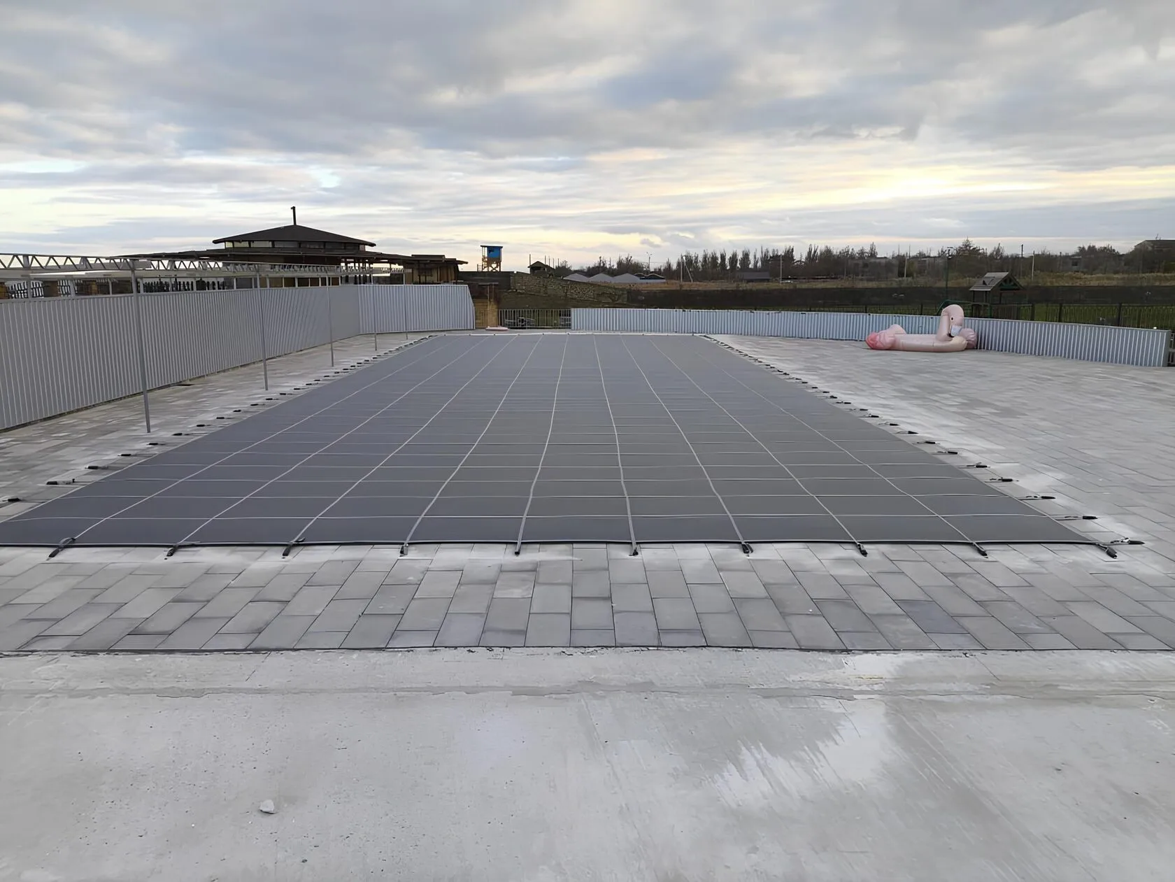 Защитное покрывало для бассейна в Красноярске